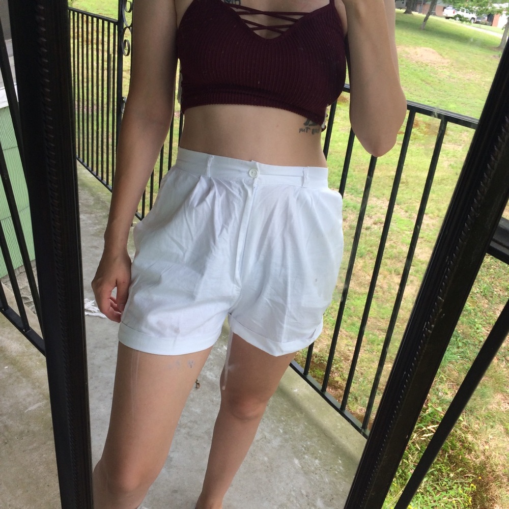 🌴Vintage breezy 80's white high waisted shorts